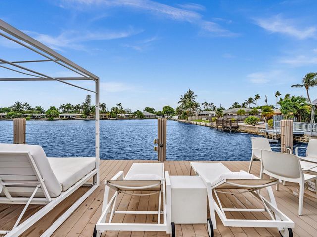 1640 NE 43rd Street, Oakland Park, FL 33334