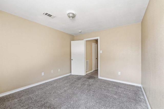 12251 W Village Drive B, Houston, TX 77039