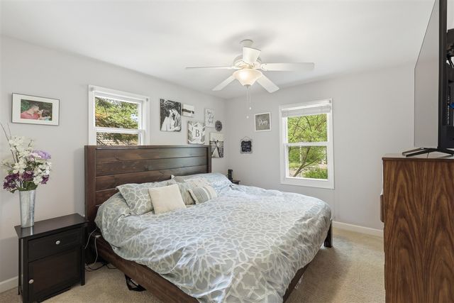 2433 Glen Valley Drive, Grand Rapids, MI 49544