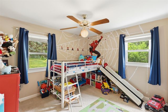 2433 Glen Valley Drive, Grand Rapids, MI 49544