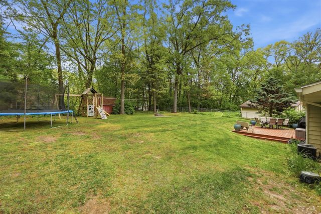 2433 Glen Valley Drive, Grand Rapids, MI 49544