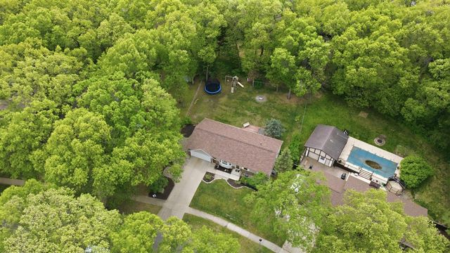 2433 Glen Valley Drive, Grand Rapids, MI 49544