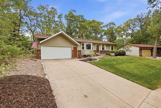 2433 Glen Valley Drive, Grand Rapids, MI 49544