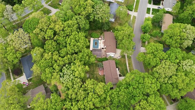 2433 Glen Valley Drive, Grand Rapids, MI 49544