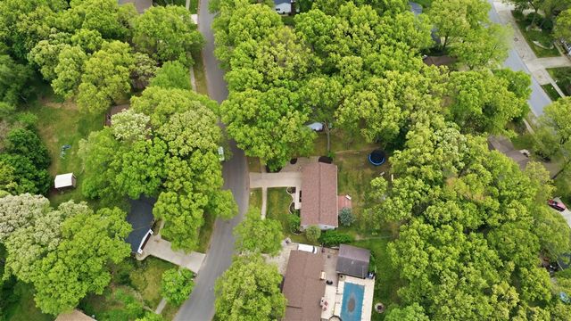 2433 Glen Valley Drive, Grand Rapids, MI 49544