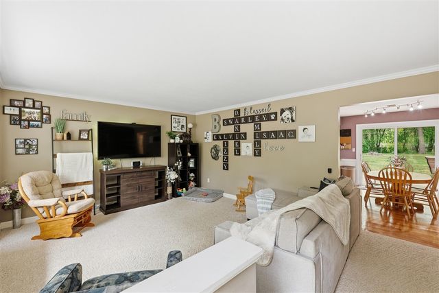2433 Glen Valley Drive, Grand Rapids, MI 49544