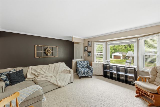 2433 Glen Valley Drive, Grand Rapids, MI 49544
