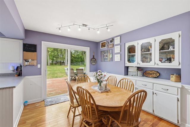 2433 Glen Valley Drive, Grand Rapids, MI 49544