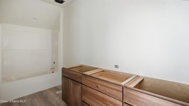 6760 W Portrush DR, Rathdrum, ID 83858