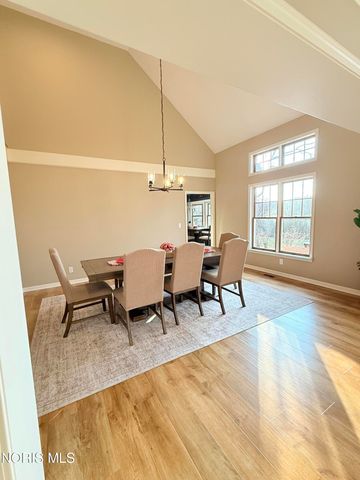 1121 Fox Run Road, Findlay, OH 45840