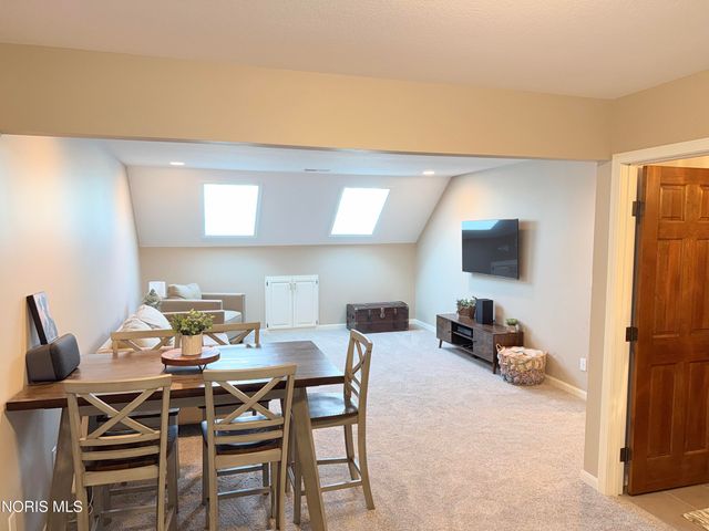 1121 Fox Run Road, Findlay, OH 45840