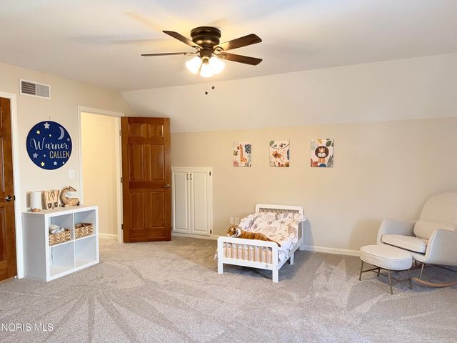 1121 Fox Run Road, Findlay, OH 45840