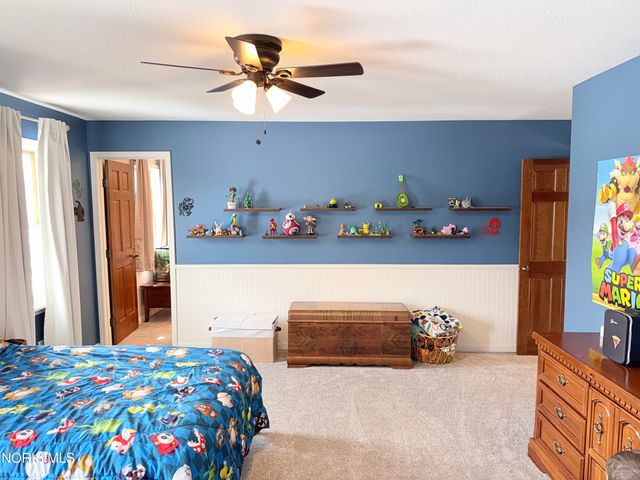 1121 Fox Run Road, Findlay, OH 45840