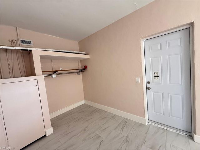 327 Montgomery AVE, Fort Myers, FL 33905