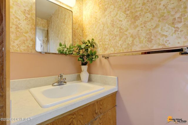 1416 W 23rd Avenue, Anchorage, AK 99503
