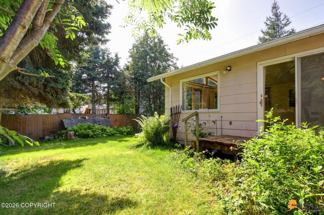 1416 W 23rd Avenue, Anchorage, AK 99503