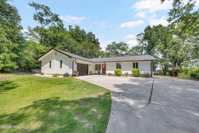 126 Belvedere Court, Leland, NC 28451