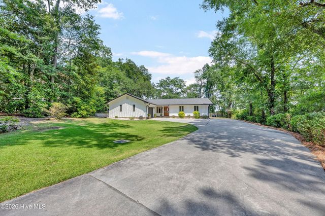 126 Belvedere Court, Leland, NC 28451