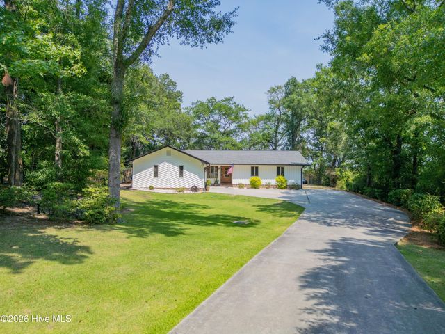 126 Belvedere Court, Leland, NC 28451