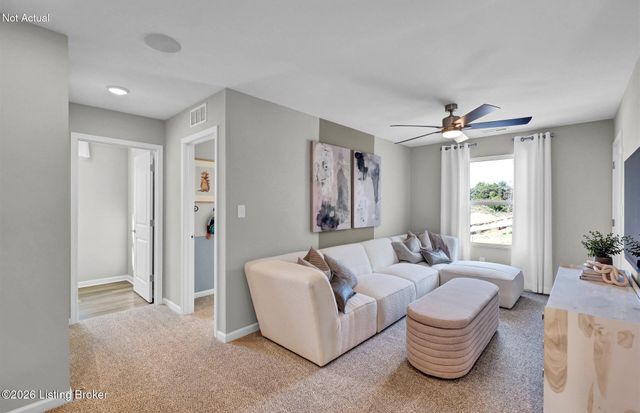 16935 Aiken Ridge Cir, Louisville, KY 40245