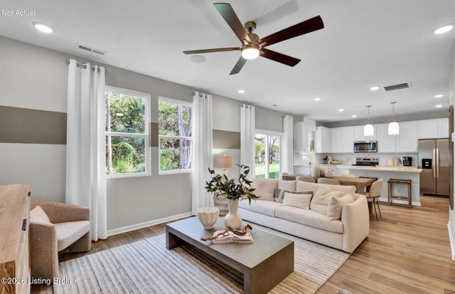 16935 Aiken Ridge Cir, Louisville, KY 40245