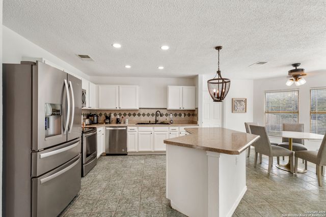 11053 Cedar Park, San Antonio, TX 78249