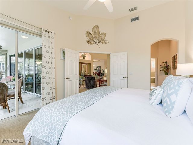 10402 Autumn Breeze DR 202, Estero, FL 34135