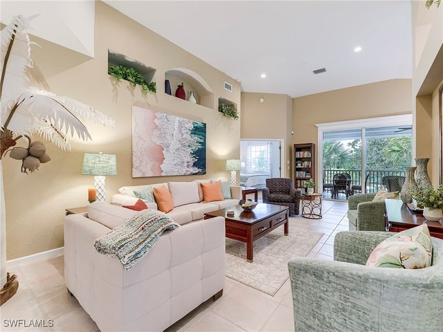 10402 Autumn Breeze DR 202, Estero, FL 34135