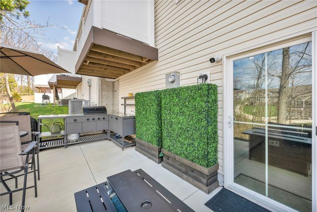 7366 Hillshire Drive, Concord Twp, OH 44077