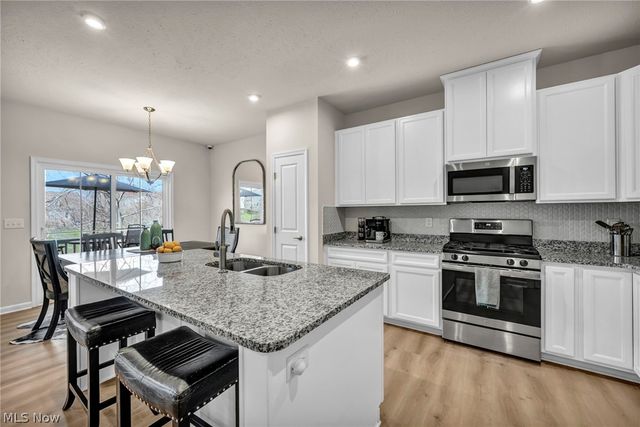 7366 Hillshire Drive, Concord Twp, OH 44077