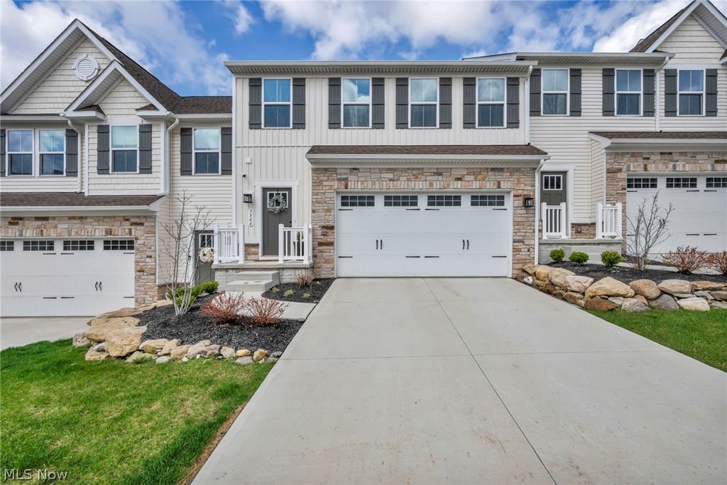 7366 Hillshire Drive, Concord Twp, OH 44077