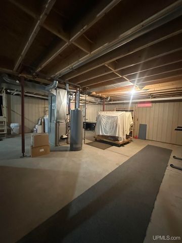 8804 County 416 J Road, Cornell, MI 49818