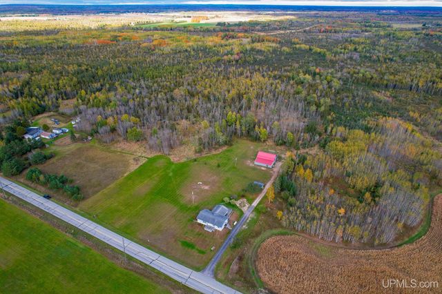 8804 County 416 J Road, Cornell, MI 49818