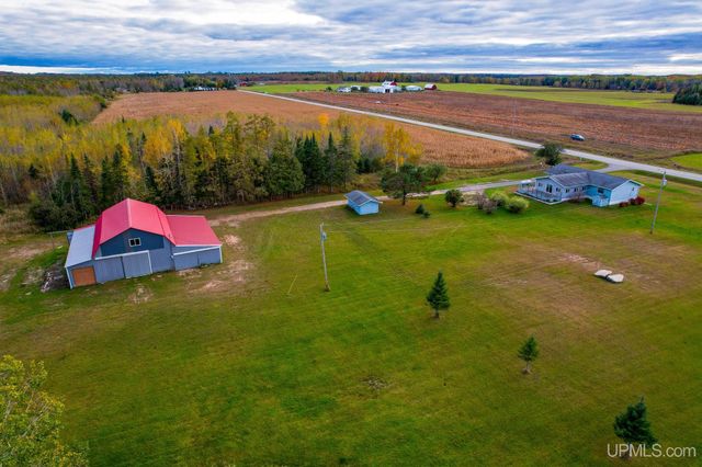 8804 County 416 J Road, Cornell, MI 49818