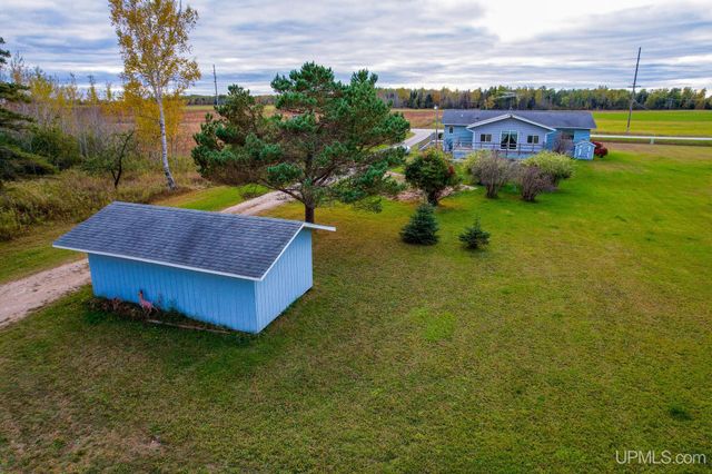 8804 County 416 J Road, Cornell, MI 49818