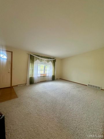 8804 County 416 J Road, Cornell, MI 49818