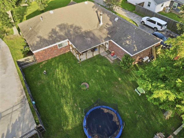 5000 W Saint Charles Ave Avenue, Lake Charles, LA 70605