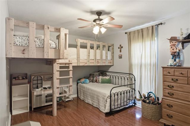5000 W Saint Charles Ave Avenue, Lake Charles, LA 70605