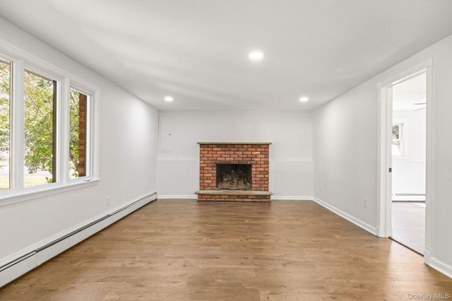 13 Lucky Lane, Washingtonville, NY 10992
