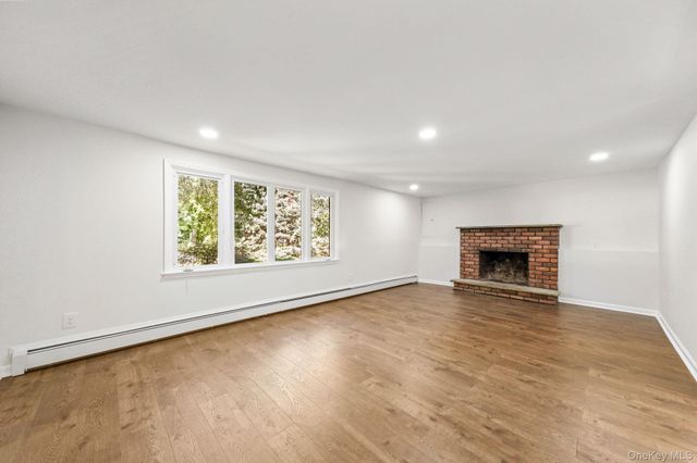 13 Lucky Lane, Washingtonville, NY 10992