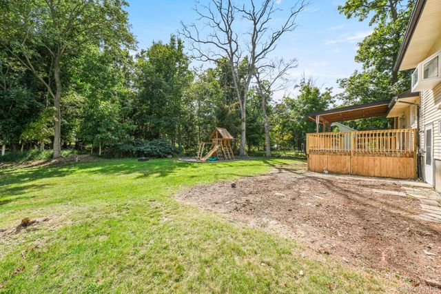 13 Lucky Lane, Washingtonville, NY 10992