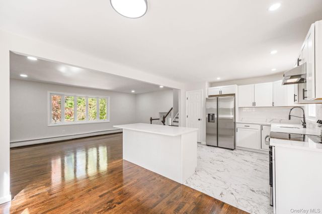 13 Lucky Lane, Washingtonville, NY 10992