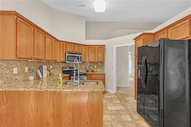 835 Madison Chase Way, Lawrenceville, GA 30045