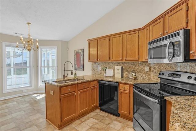 835 Madison Chase Way, Lawrenceville, GA 30045