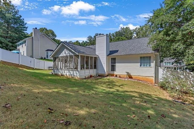 835 Madison Chase Way, Lawrenceville, GA 30045