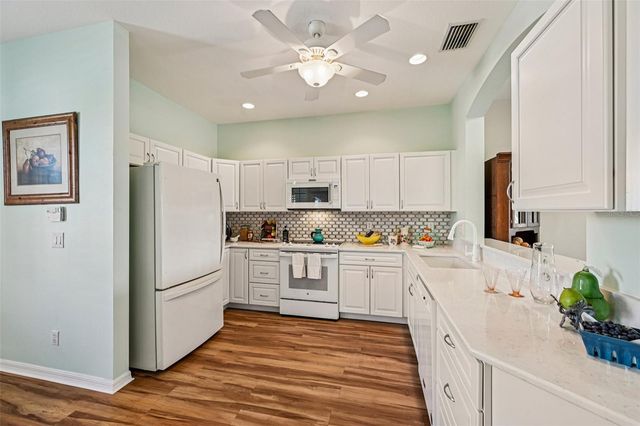 1526 MASENO DRIVE, Venice, FL 34292