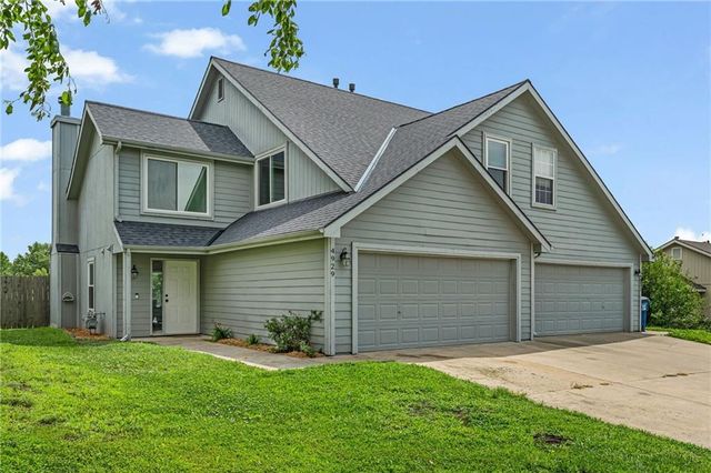 4929 Stoneback Place, Lawrence, KS 66047
