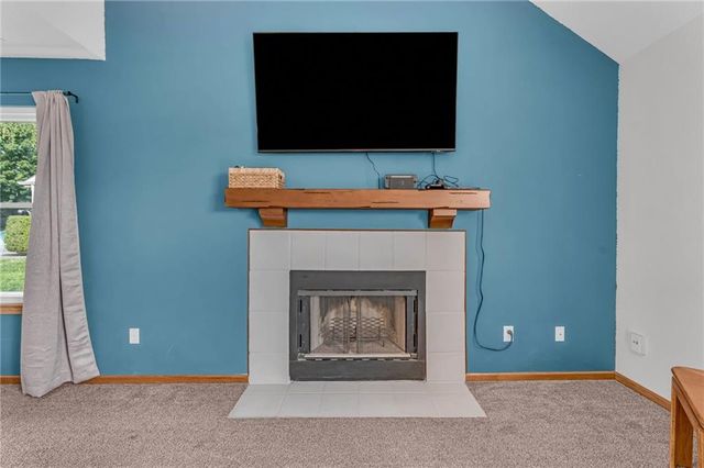 4929 Stoneback Place, Lawrence, KS 66047