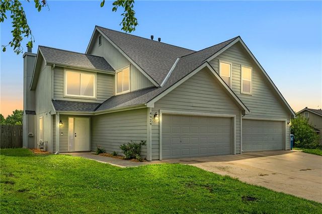 4929 Stoneback Place, Lawrence, KS 66047
