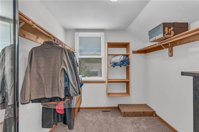 4929 Stoneback Place, Lawrence, KS 66047